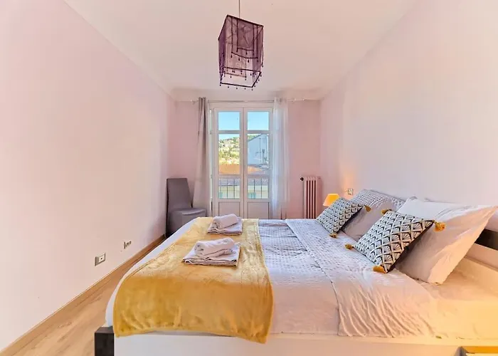 Superbe Grand Appartement 3 Pieces De 65 M2 -Cosy -3 Mn Gare Riquier